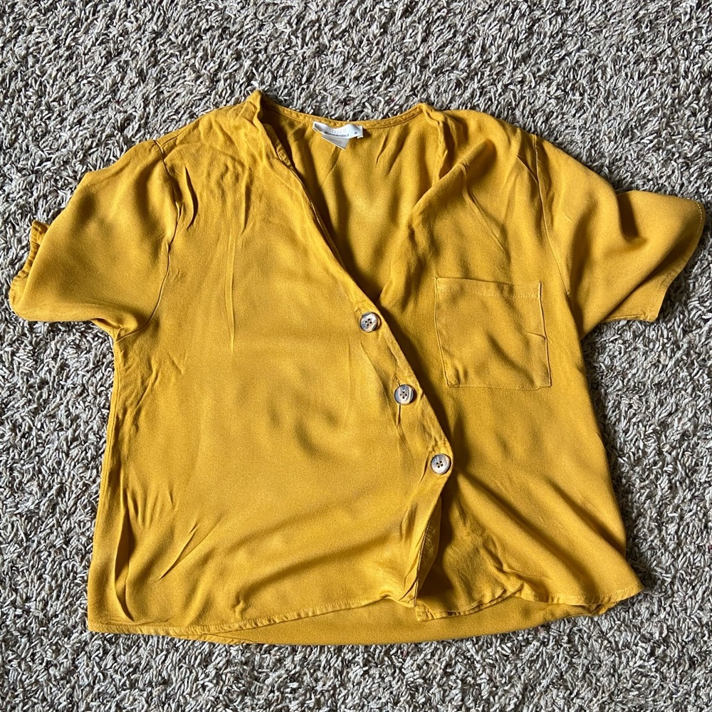 Yellow Top With Buttons 💛